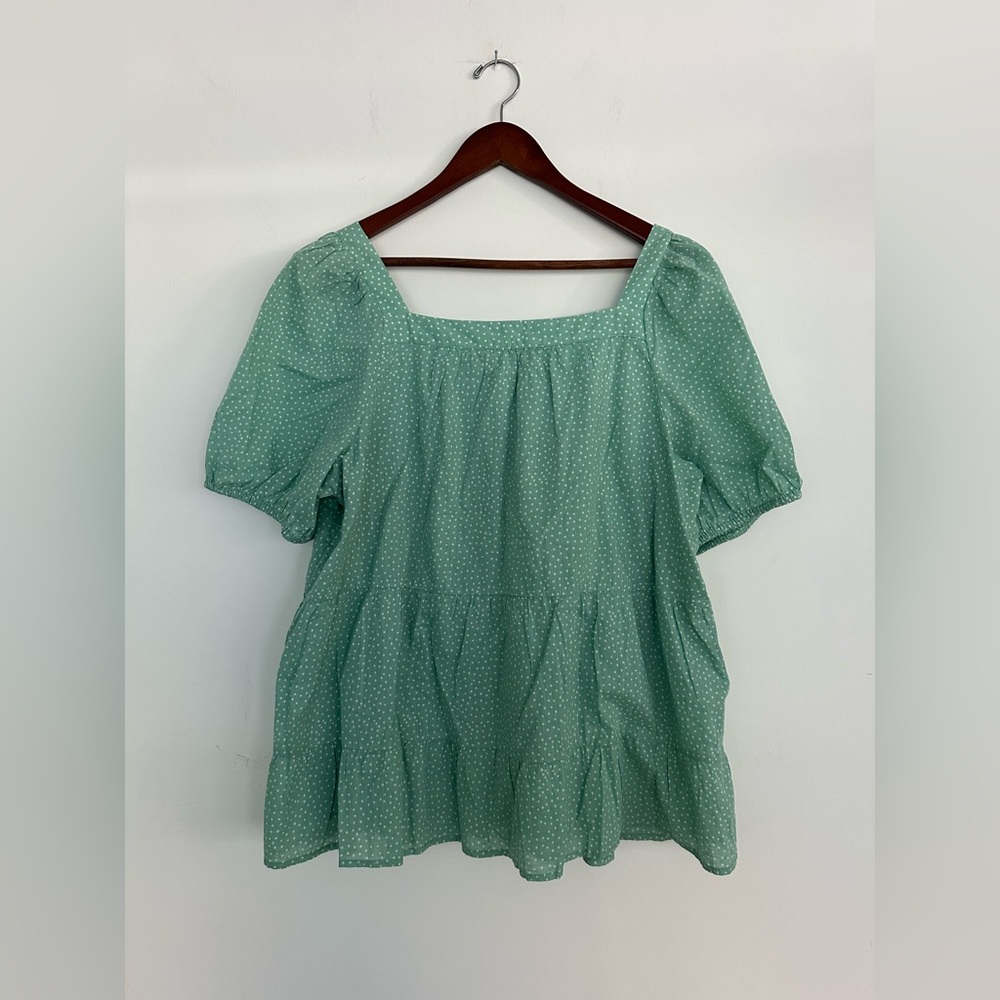 LOFT Green & White Dotted Tiered Blouse – Size Large – Like-New - Picture 2 of 8